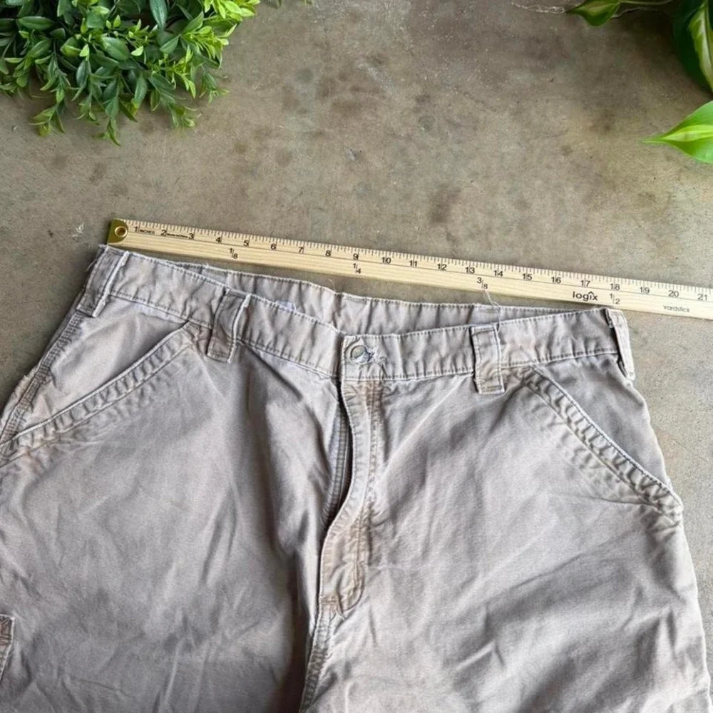 Vintage 90s Carhartt faded cream cargo distressed shorts